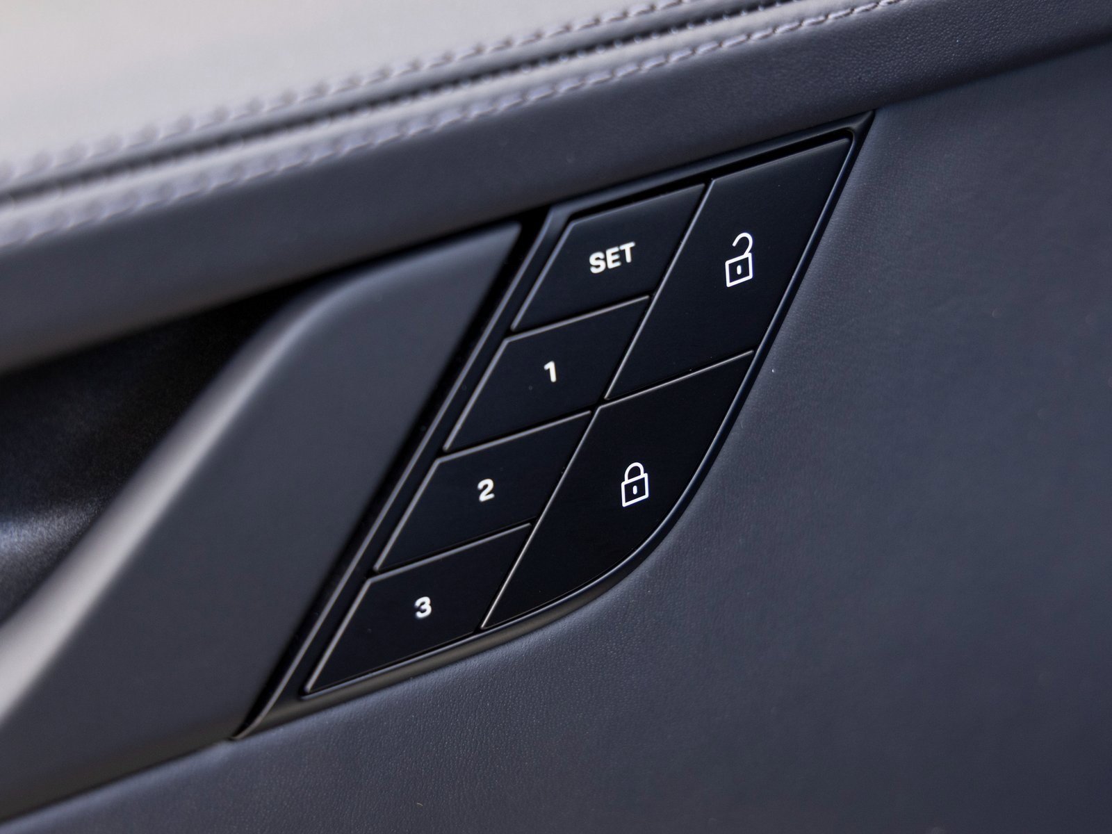 Certified 2024 Porsche 911 Carrera GTS image 22