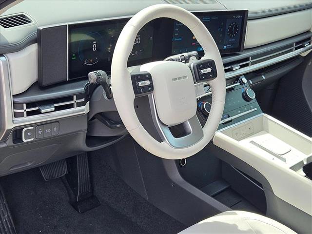 New 2026 Hyundai Santa Fe SE FWD image 3