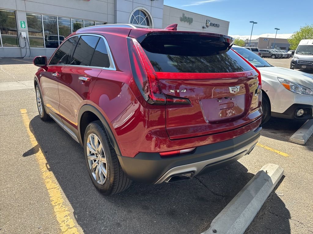 Used 2019 Cadillac XT4 Premium Luxury w/ Cold Weather Package image 9