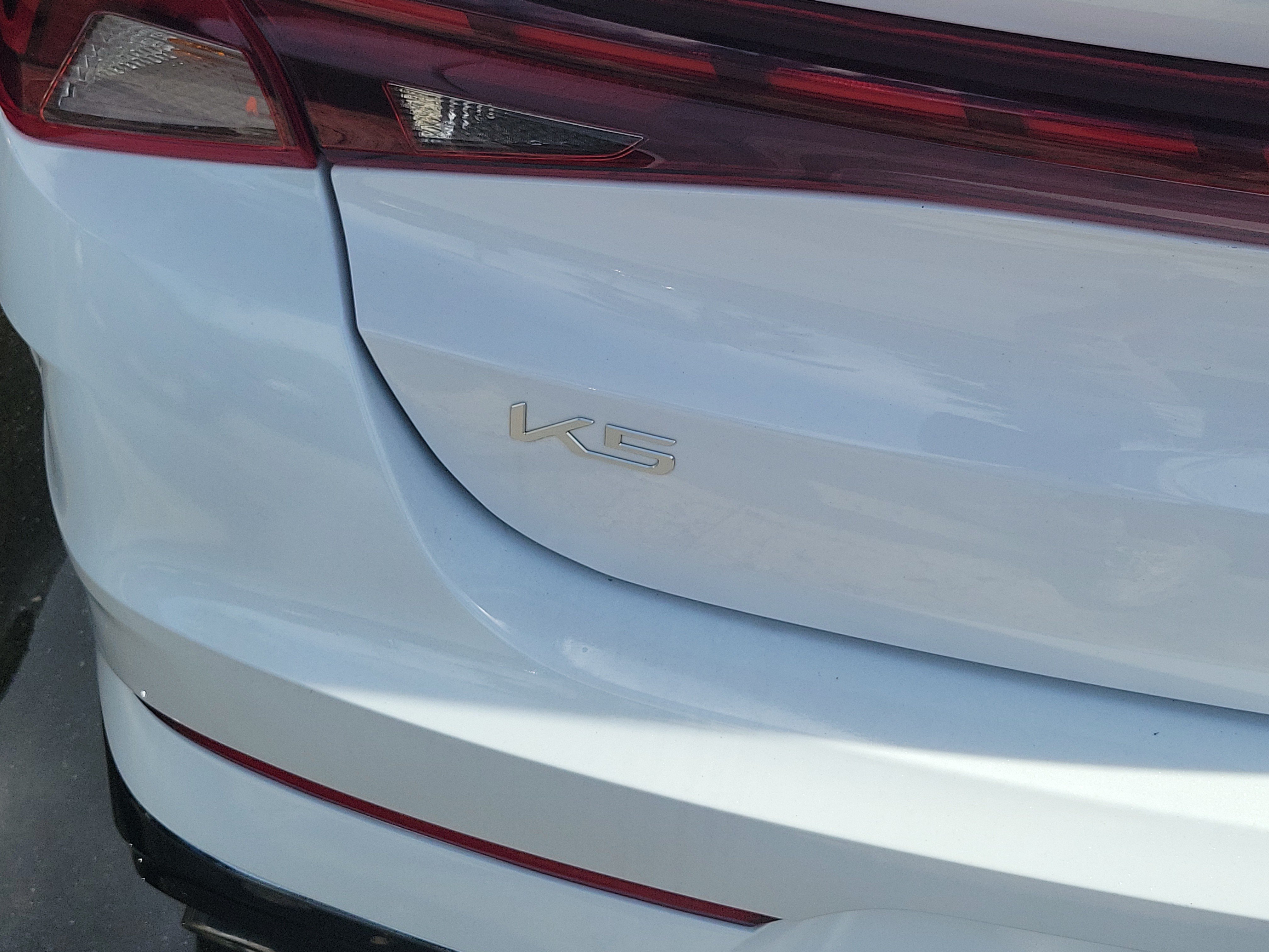 Used 2023 Kia K5 GT FWD image 6