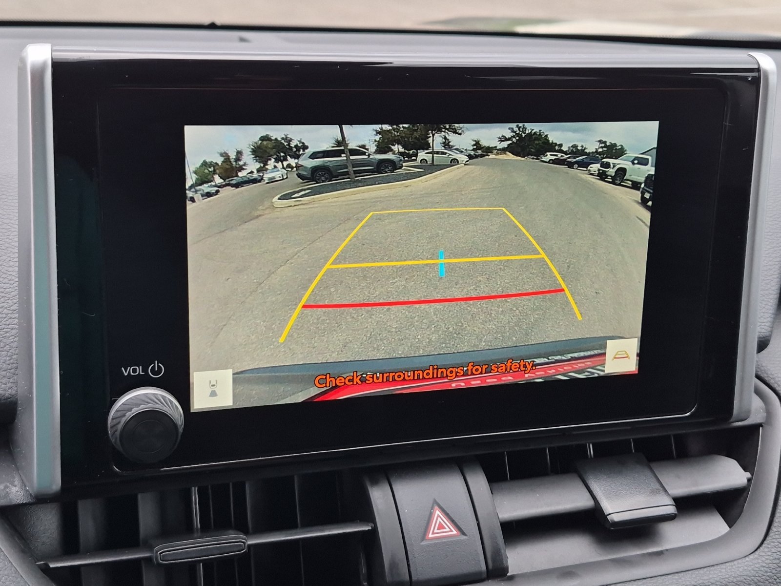 Used 2025 Toyota RAV4 XLE FWD image 16