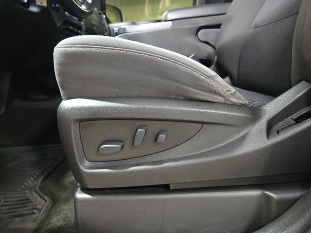 Used 2017 Chevrolet Silverado 1500 LT w/ All Star Edition AWD/4WD image 31