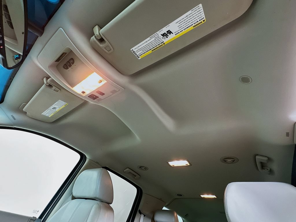 Used 2007 GMC Yukon XL SLT w/ SLT Preferred Equipment Group RWD image 11