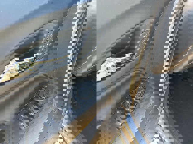 Used 2019 Chevrolet Equinox LT image 24