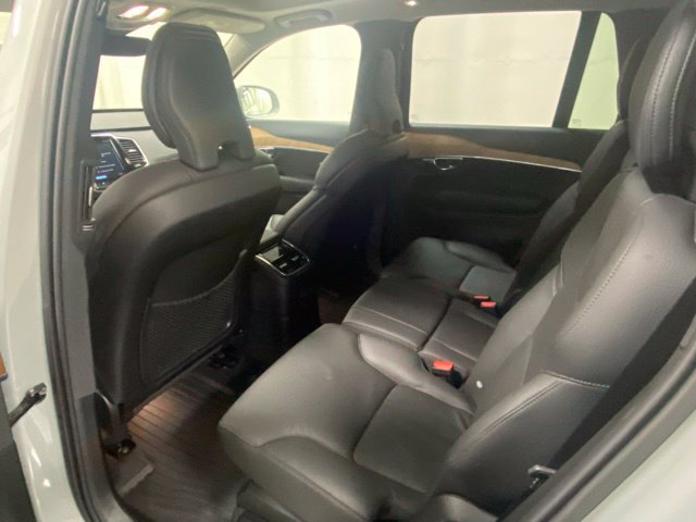 Used 2025 Volvo XC90 T8 Plus w/ Protection Package Premier AWD/4WD image 13