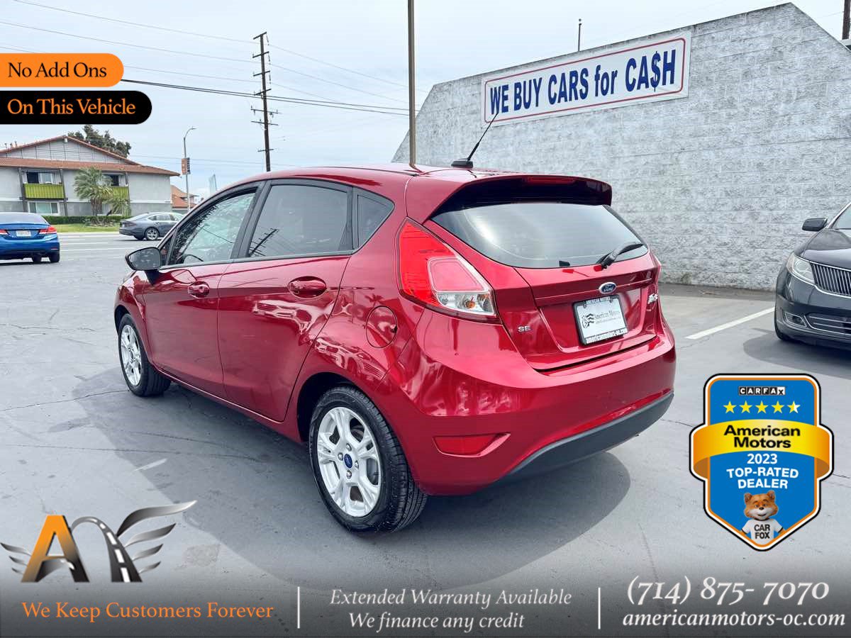 Used 2016 Ford Fiesta SE FWD image 1