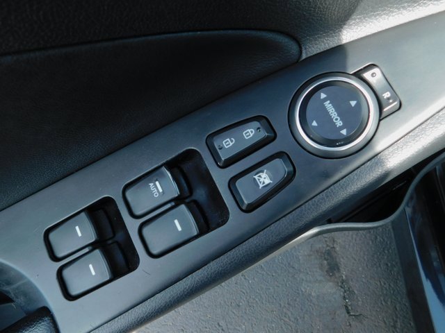 Used 2014 Hyundai Sonata Limited w/ Technology Package 05 image 25