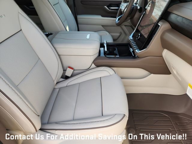 New 2026 GMC Yukon XL Denali w/ Sun & Power Step Package AWD/4WD image 10
