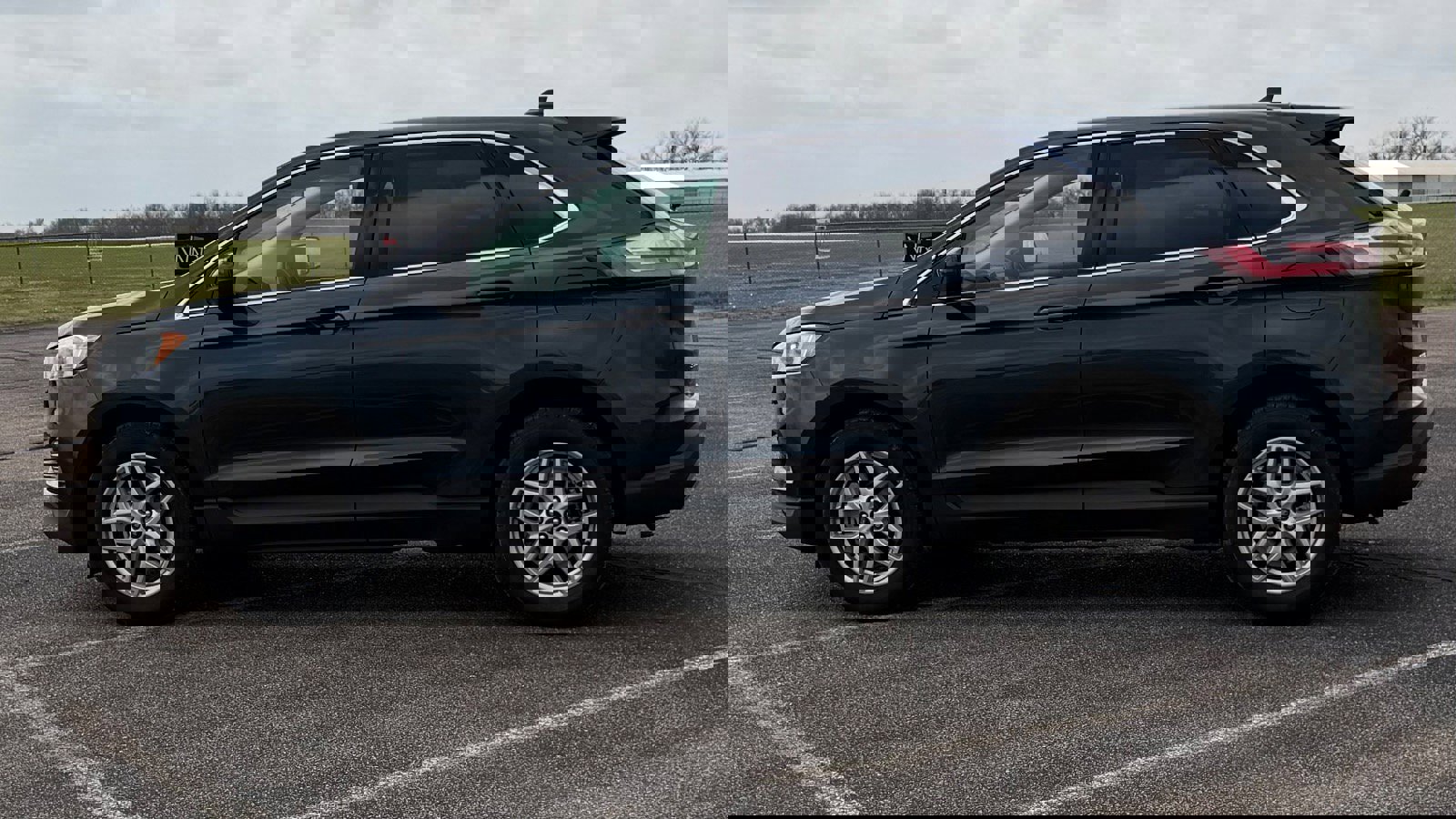 Certified 2024 Ford Edge SEL w/ Convenience Package image 11