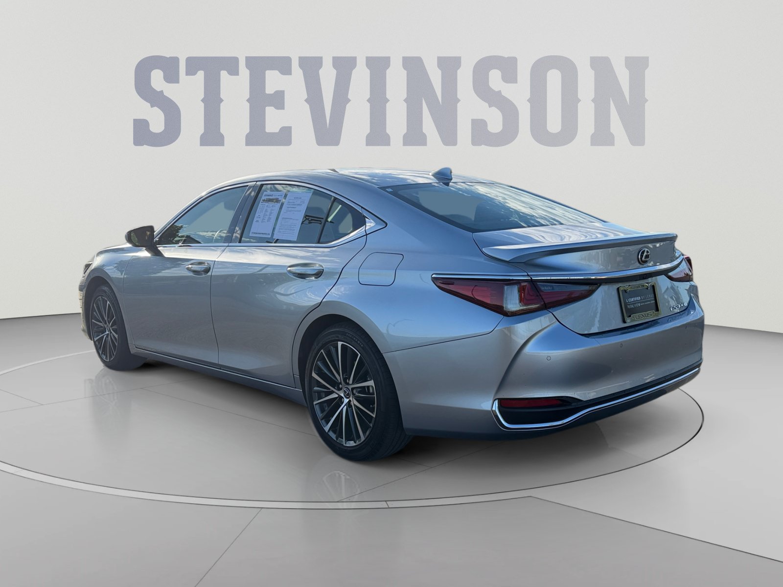 Used 2024 Lexus ES 300h w/ Premium Package FWD image 3