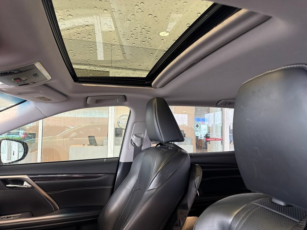 Used 2019 Lexus RX 350L Luxury w/ Accessory Package FWD image 13