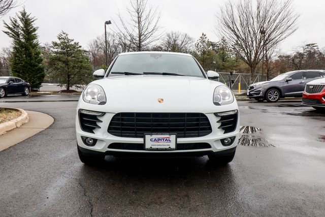 Used 2018 Porsche Macan AWD/4WD image 2