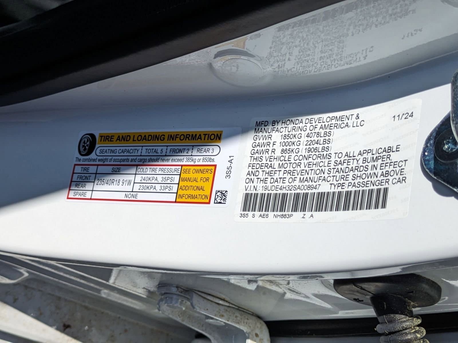 Certified 2025 Acura Integra A-Spec FWD image 32