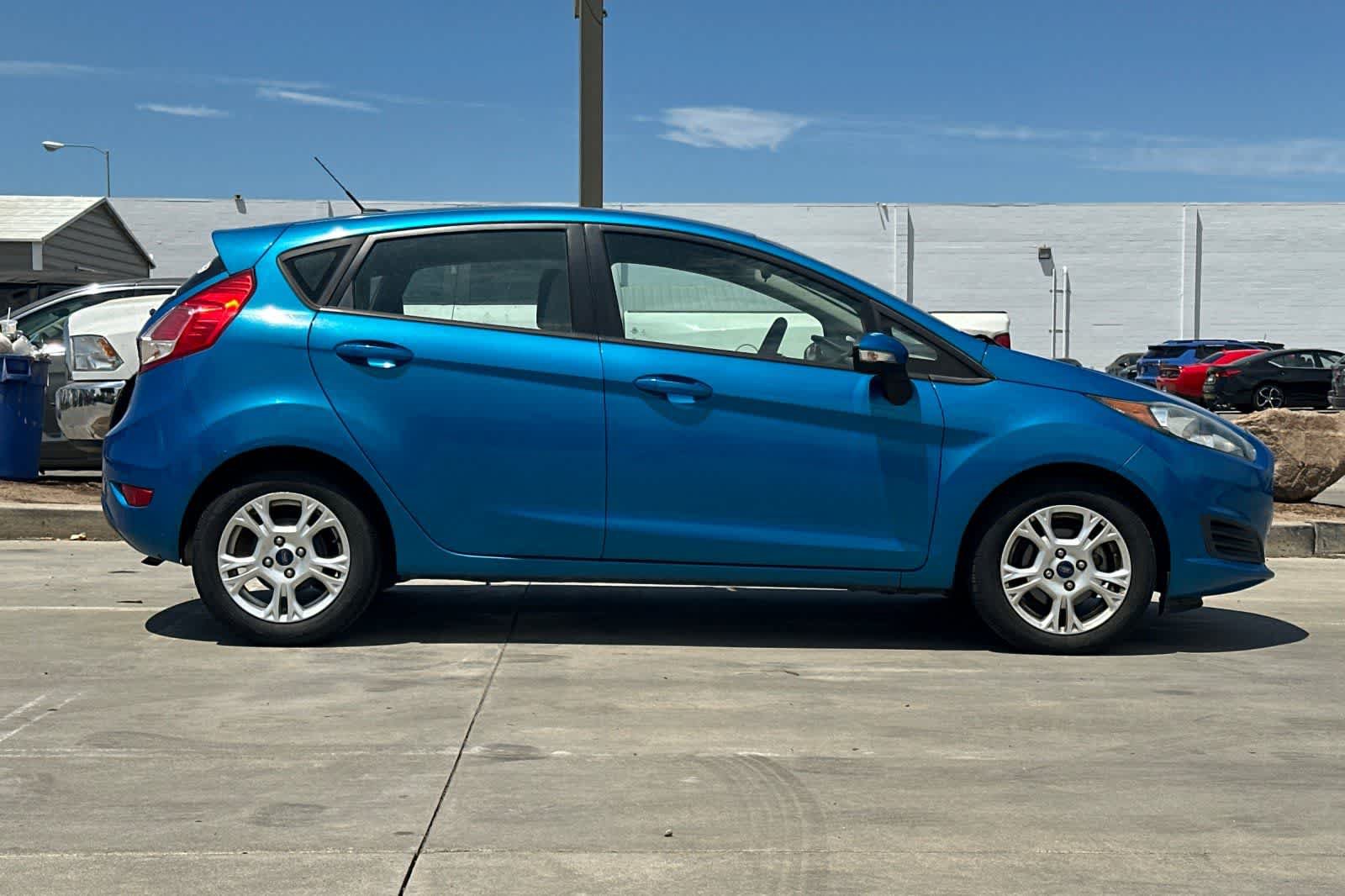 Used 2015 Ford Fiesta SE FWD image 9