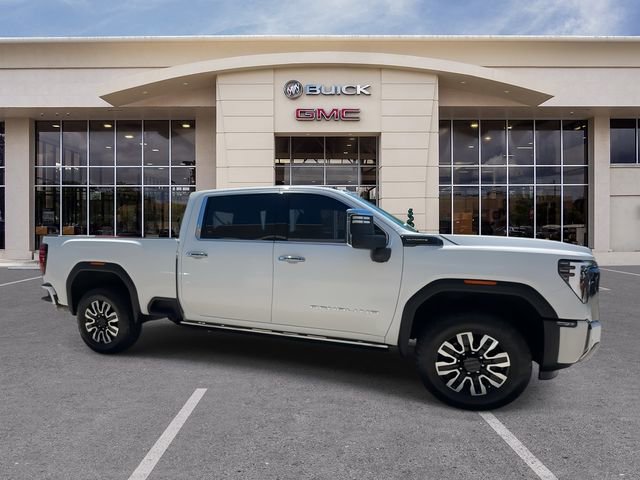 Used 2024 GMC Sierra 2500 Denali Ultimate w/ Max Trailering Package AWD/4WD image 17