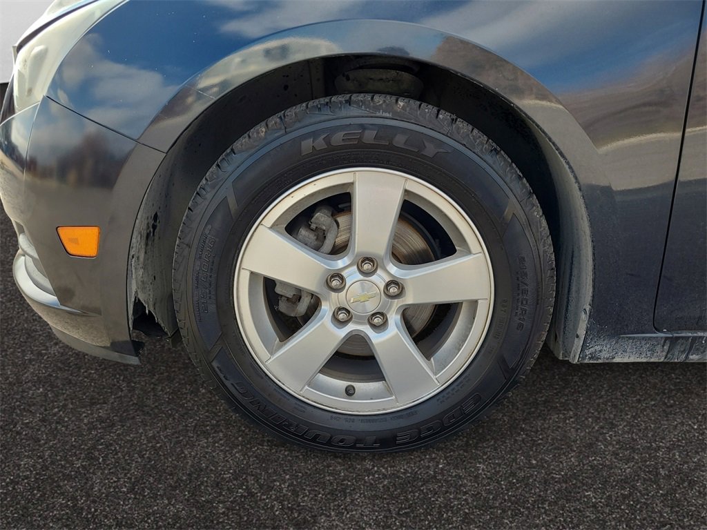 Used 2014 Chevrolet Cruze LT w/ All-Star Edition image 14