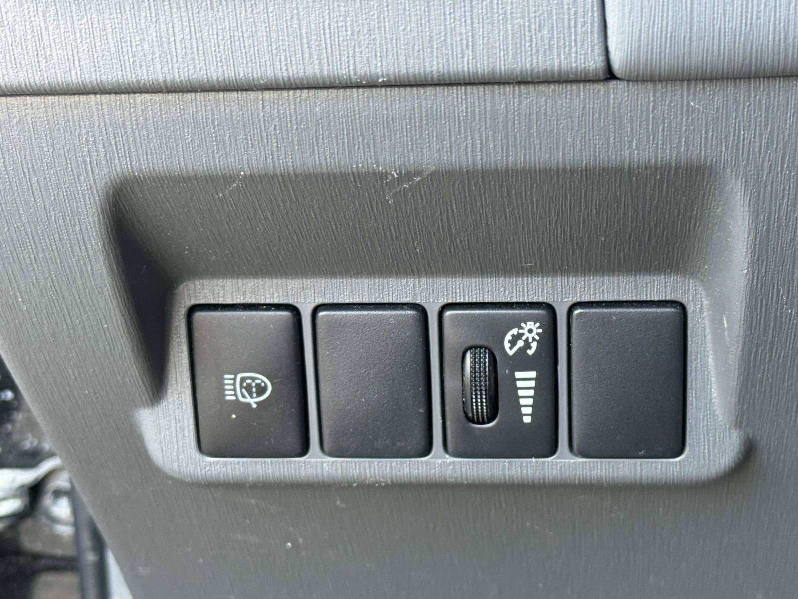 Used 2014 Toyota Prius V Five FWD image 17