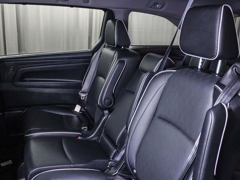 Used 2023 Honda Odyssey Elite image 19