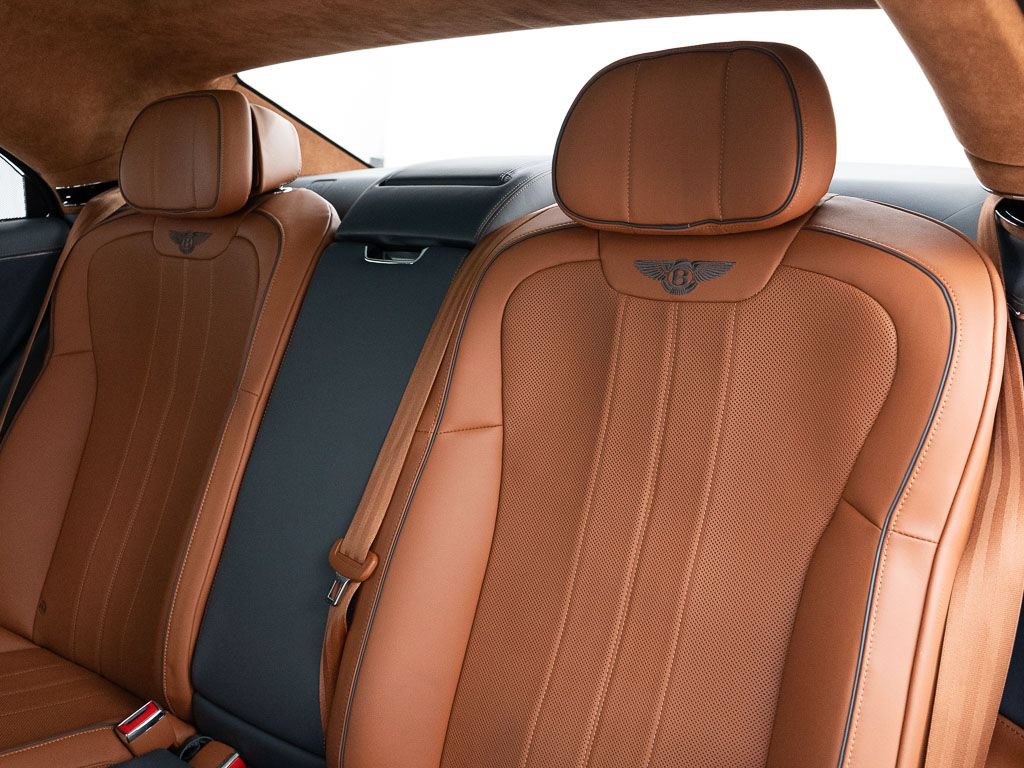 Certified 2022 Bentley Flying Spur V8 AWD/4WD image 25