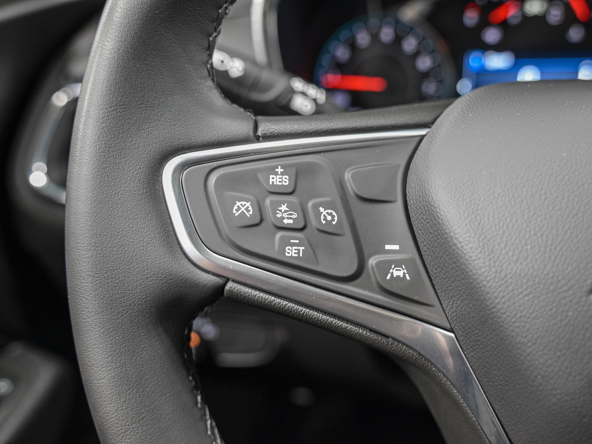 Used 2023 Chevrolet Equinox LT AWD/4WD image 21