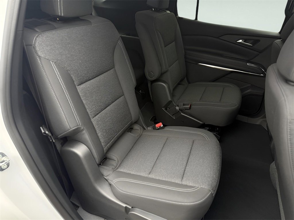 New 2026 Chevrolet Traverse LT image 30