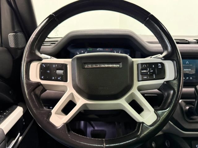 Used 2022 Land Rover Defender 110 X-Dynamic SE AWD/4WD image 10