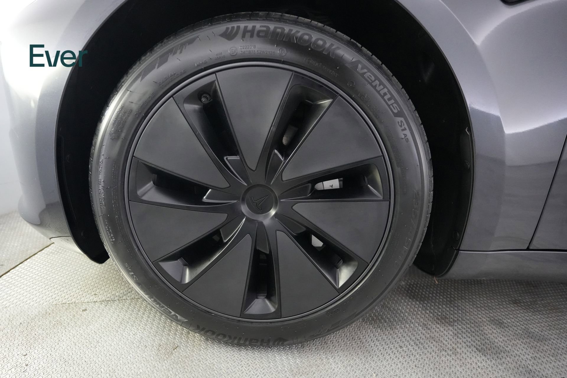 Used 2024 Tesla Model 3 Standard Range RWD image 9
