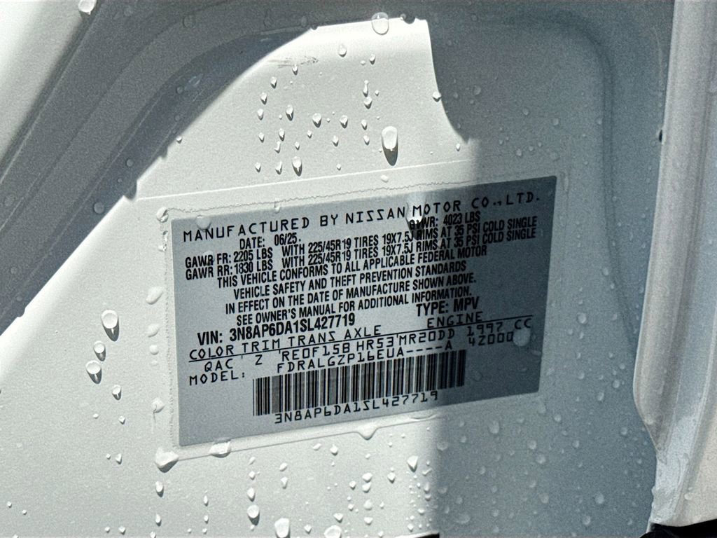 Used 2025 Nissan Kicks SR image 26