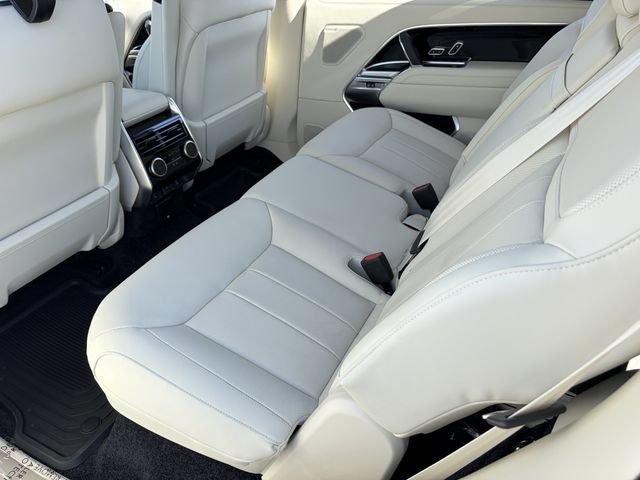 New 2026 Land Rover Range Rover Long Wheelbase SE AWD/4WD image 15