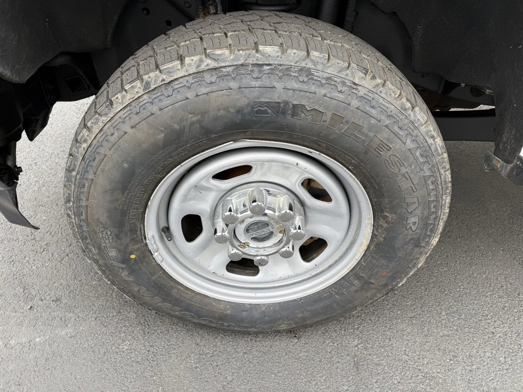 Used 2019 Ford F350 XL w/ Power Equipment Group image 9