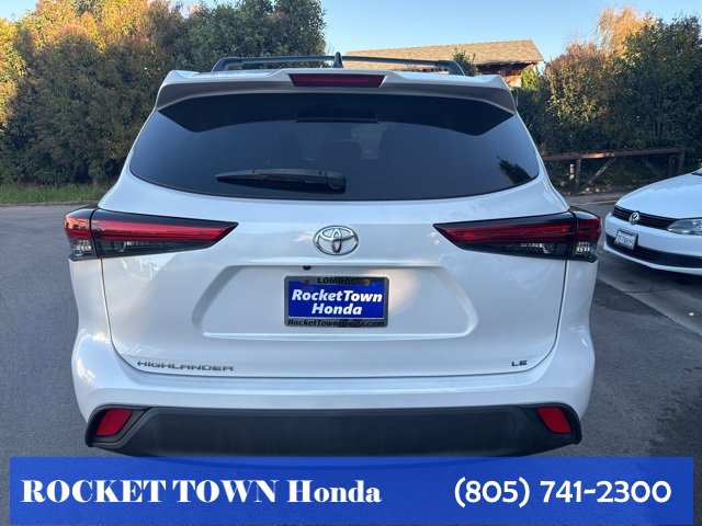 Used 2022 Toyota Highlander LE image 12