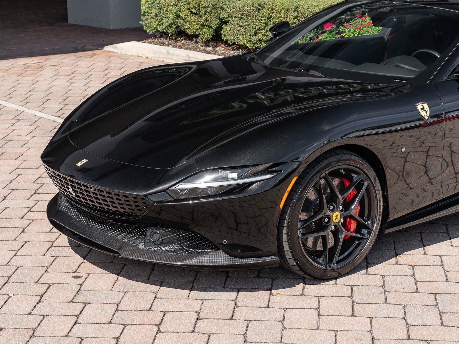 Used 2023 Ferrari Roma RWD image 6