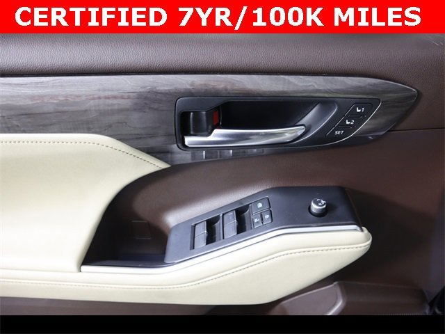 Used 2020 Toyota Highlander Limited Platinum image 23