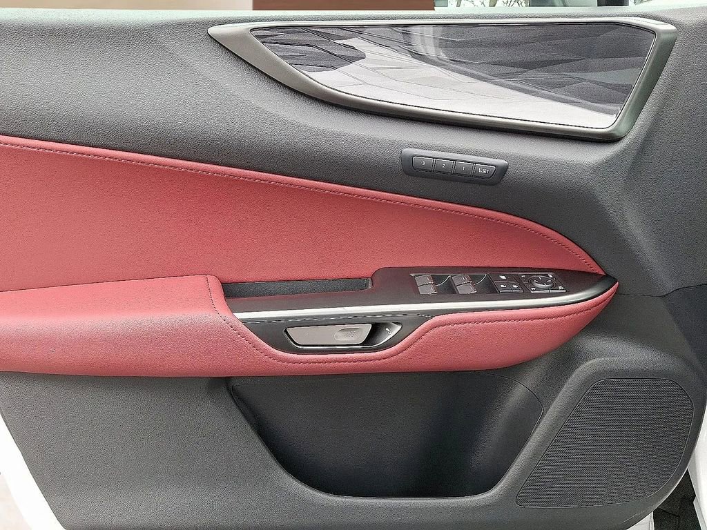 Used 2025 Lexus NX 350 AWD w/ Accessory Package (2T) image 27