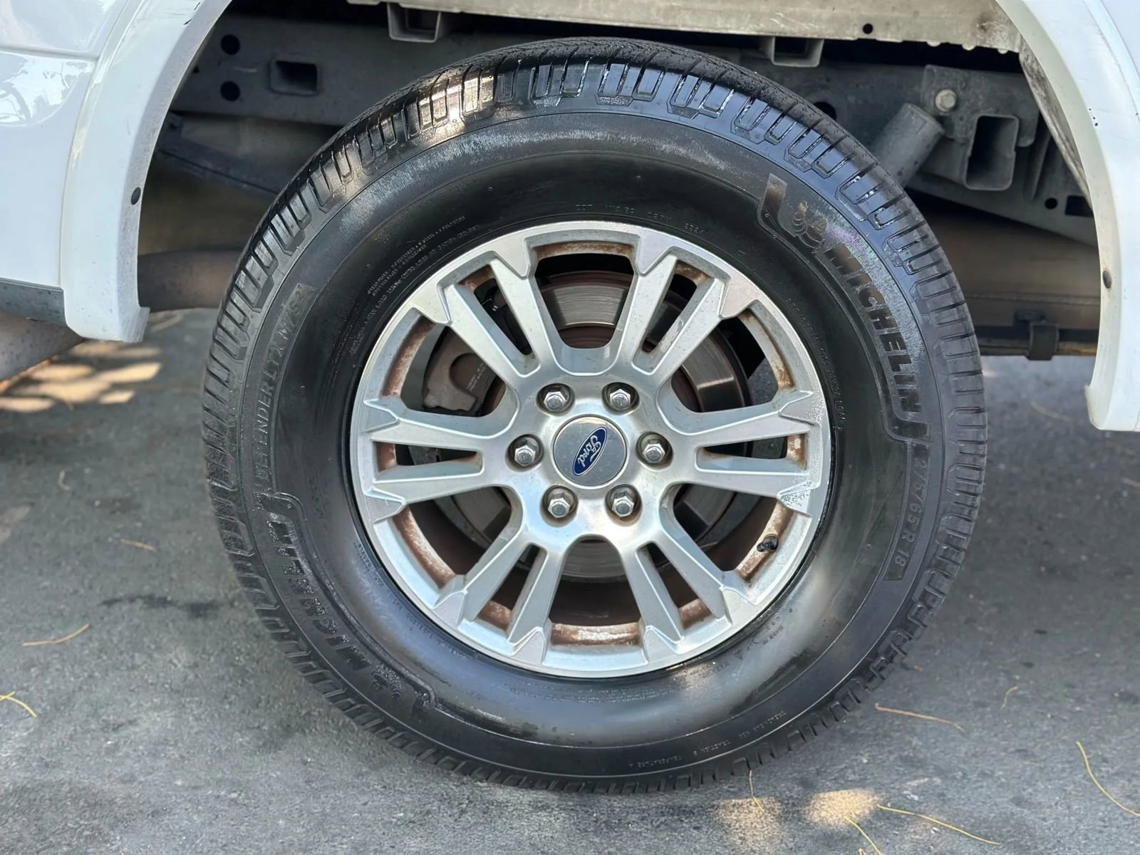 Used 2015 Ford F150 Lariat w/ Equipment Group 501A Mid image 22