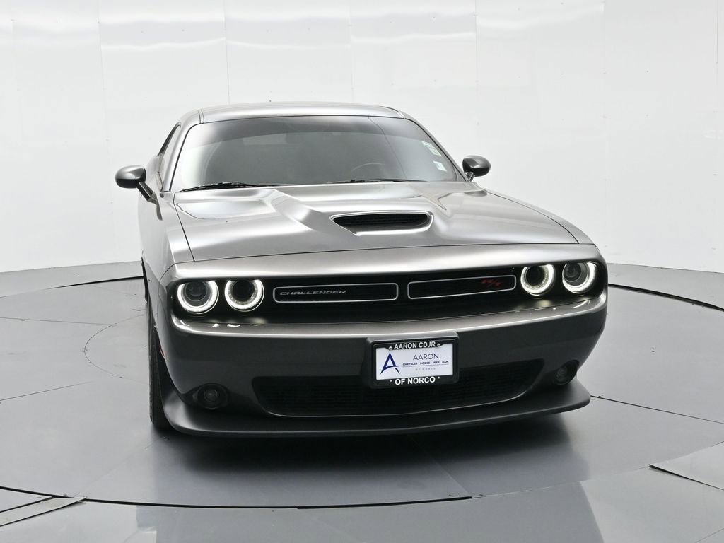 Used 2022 Dodge Challenger R/T w/ Performance Handling Group image 29