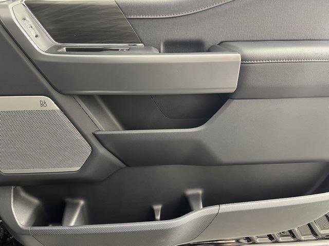 Used 2025 Ford F150 Lariat w/ Equipment Group 501A Mid image 28