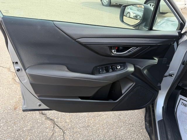 Used 2024 Subaru Outback Premium image 11