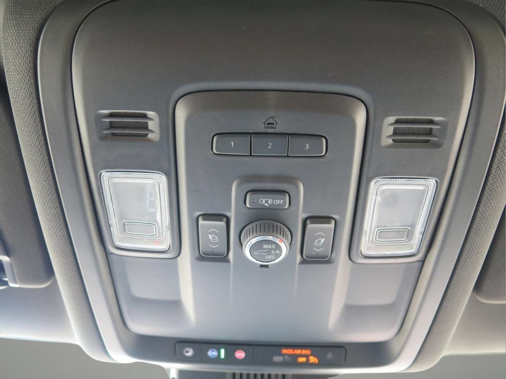 Certified 2023 Chevrolet Tahoe RST w/ RST Performance Edition AWD/4WD image 20