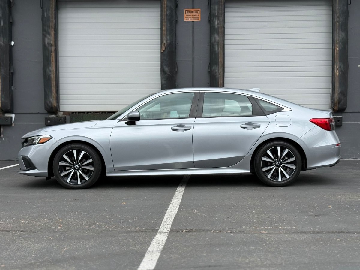 Used 2024 Honda Civic EX image 7