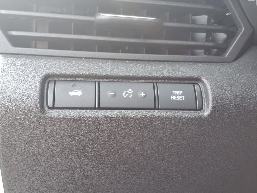 Certified 2025 Nissan Altima 2.5 SV image 15