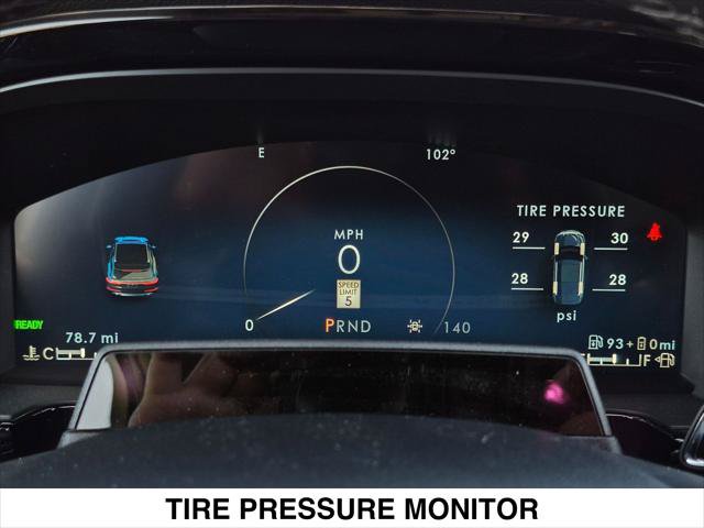New 2025 Lincoln Corsair Grand Touring w/ Equipment Group 302A AWD/4WD image 16