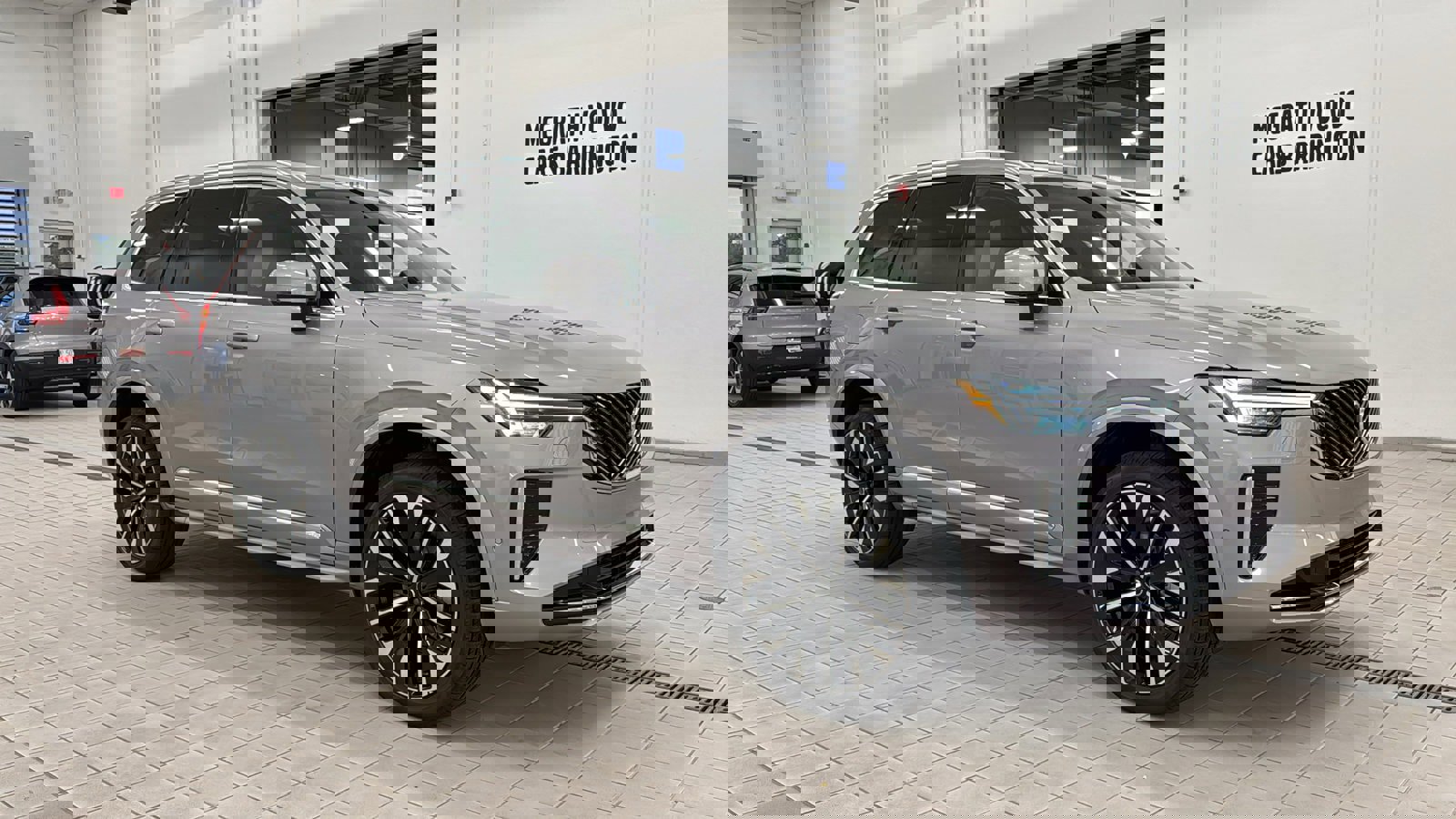 Used 2026 Volvo XC90 B5 Plus w/ Protection Package image 3