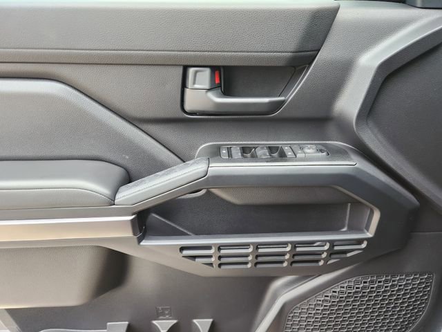 New 2026 Toyota 4Runner SR5 AWD/4WD image 21
