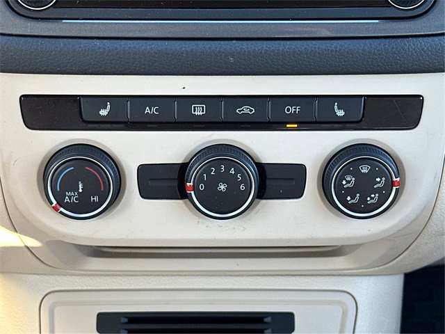 Used 2017 Volkswagen Tiguan S image 24