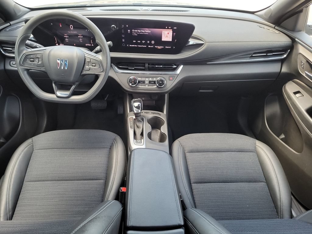 Used 2025 Buick Envista Preferred FWD image 11