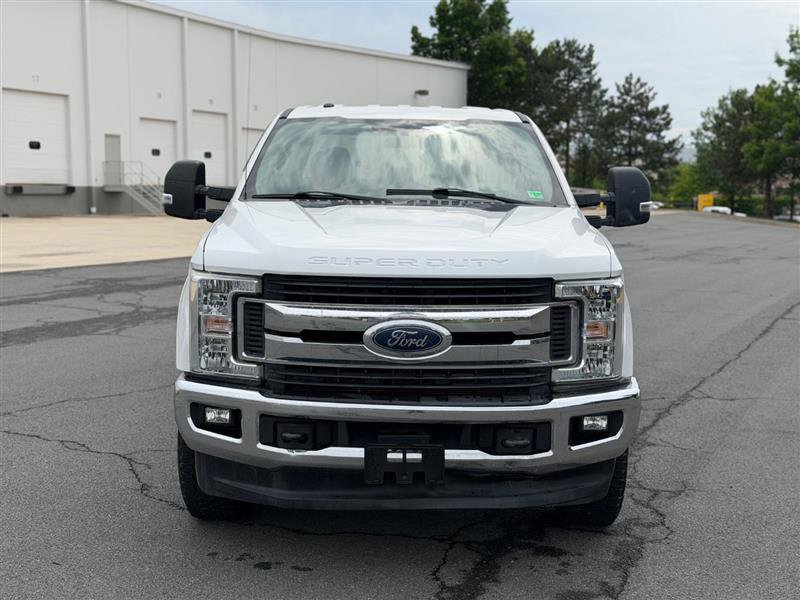 Used 2018 Ford F350 XLT w/ XLT Value Package AWD/4WD image 2