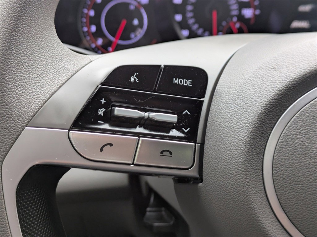 Used 2023 Hyundai Elantra SE w/ Cargo Package image 24