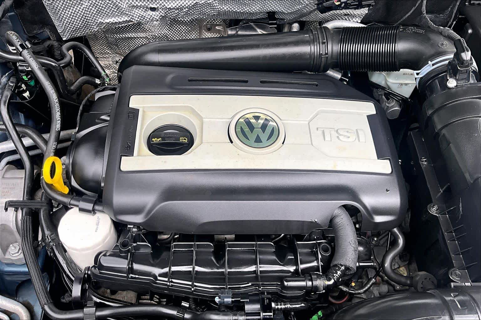 Used 2017 Volkswagen Tiguan Wolfsburg Edition FWD image 31