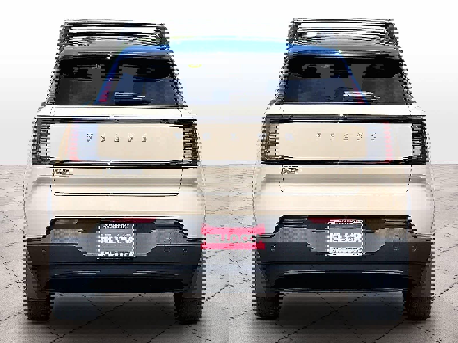 New 2026 Volvo EX30 Plus w/ Protection Package Premier AWD/4WD image 6